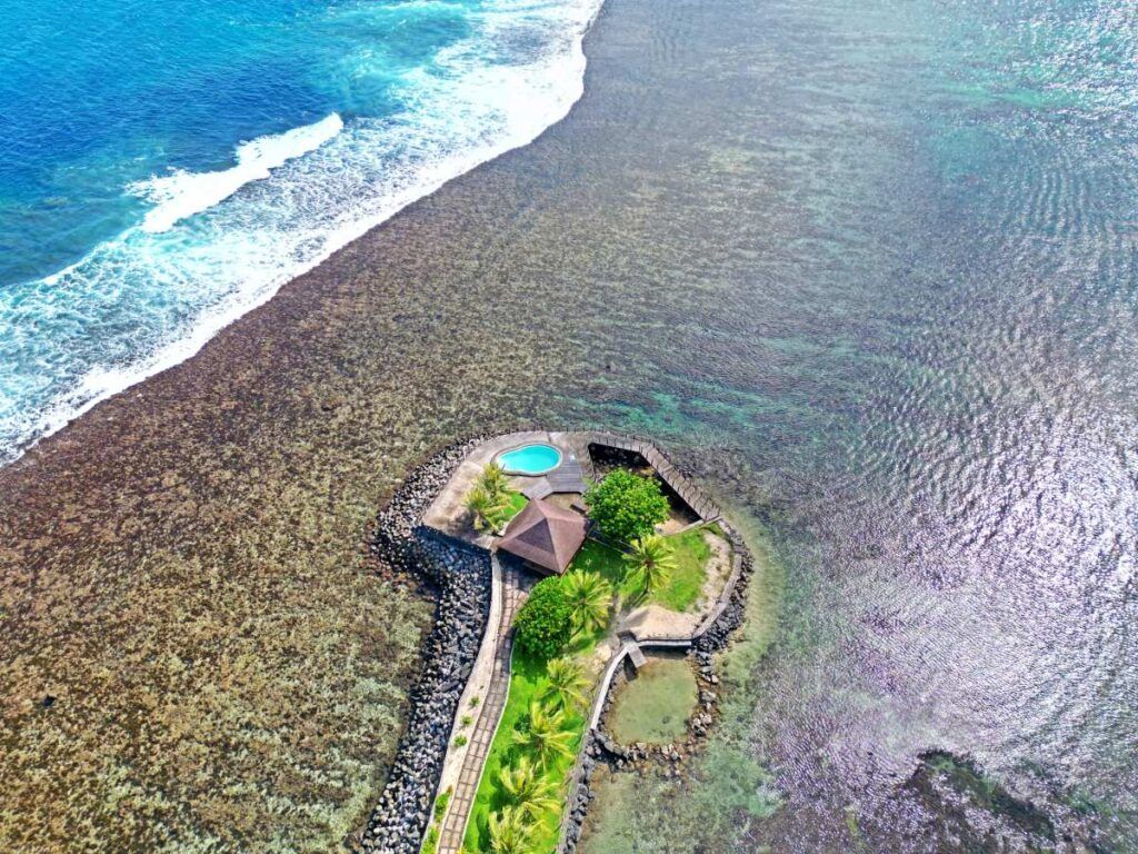 7 Best Luxury Resorts on Upolu 💎 [2025]