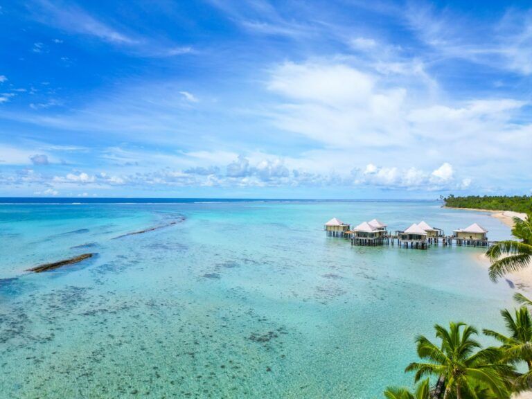 7 Best Luxury Resorts on Upolu ???? [2023]