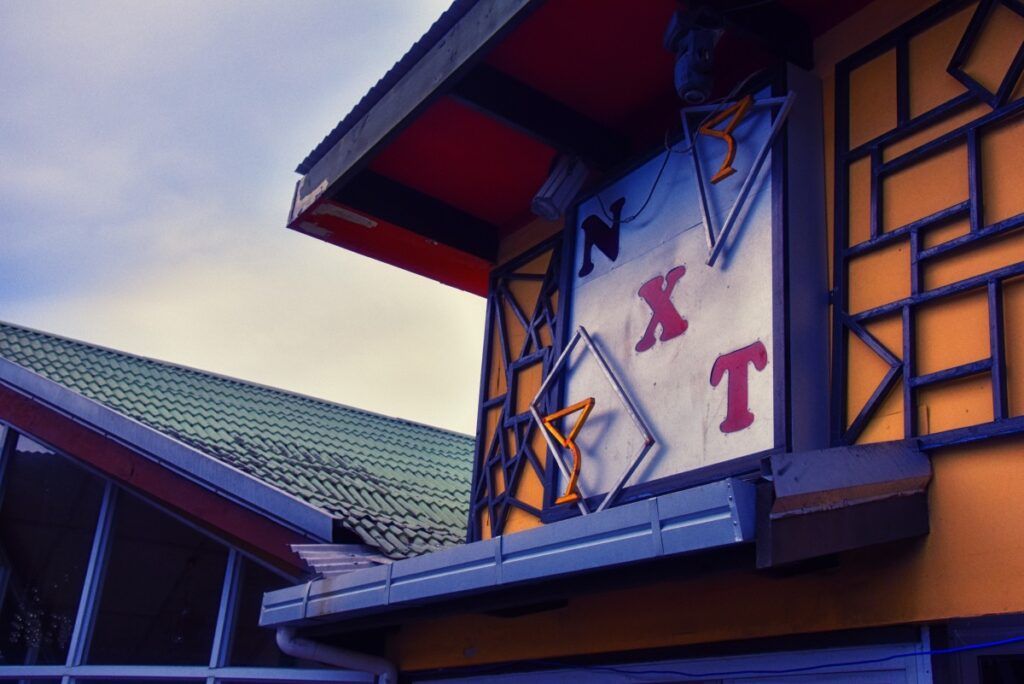 The Ultimate Guide to Samoa Nightlife + Happy Hour List ???? [2023]