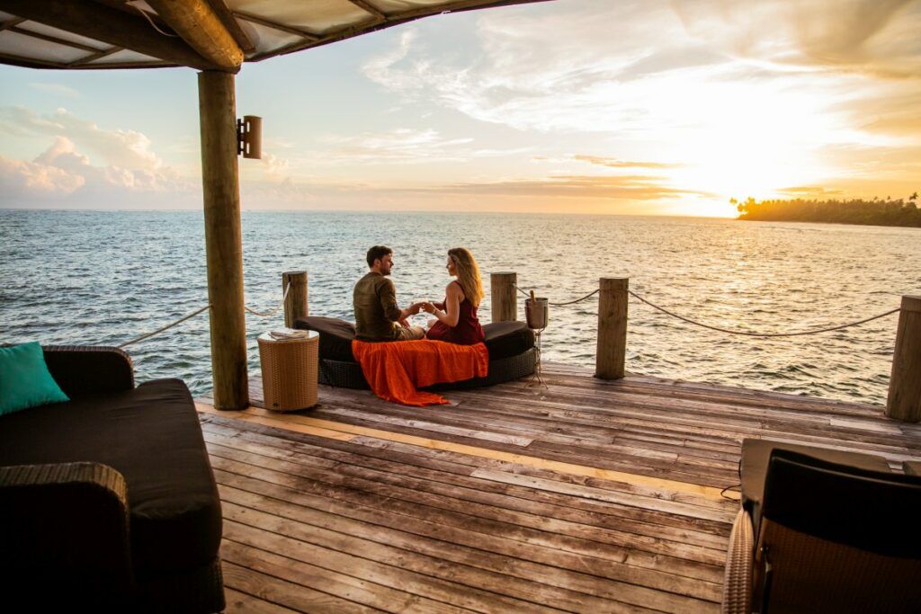 10 Most Romantic Wedding & Honeymoon Resorts on Upolu 💑 [2023]