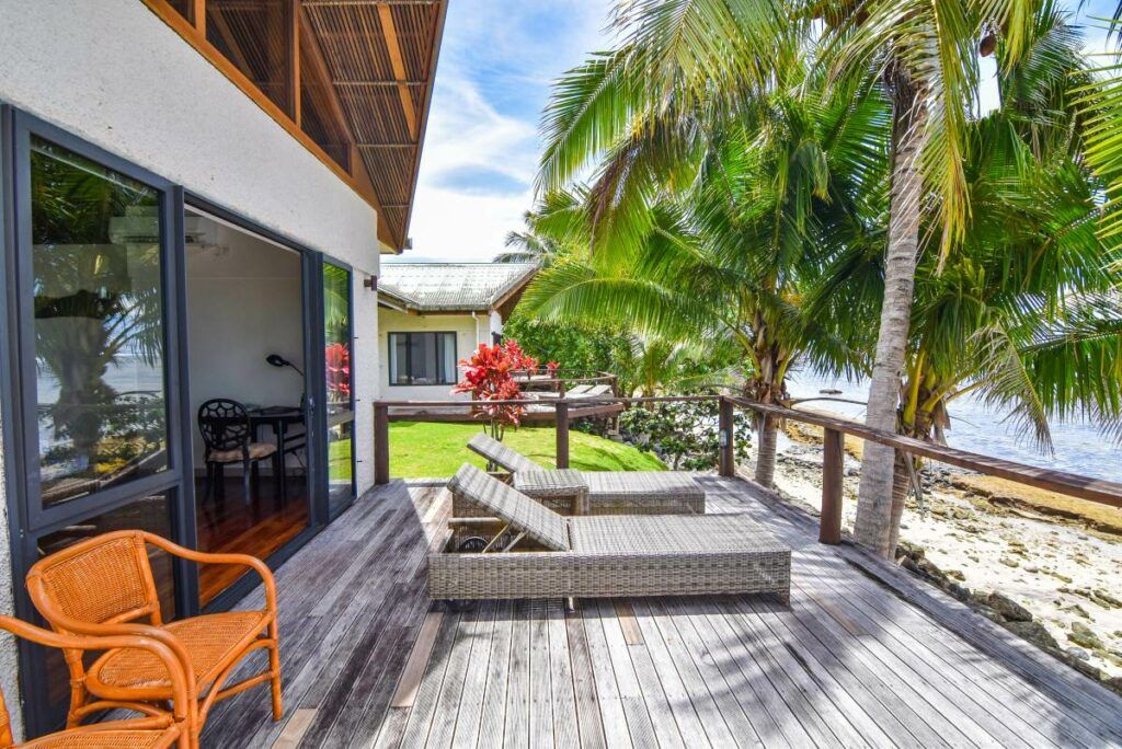 7 Best Luxury Resorts on Upolu ???? [2023]