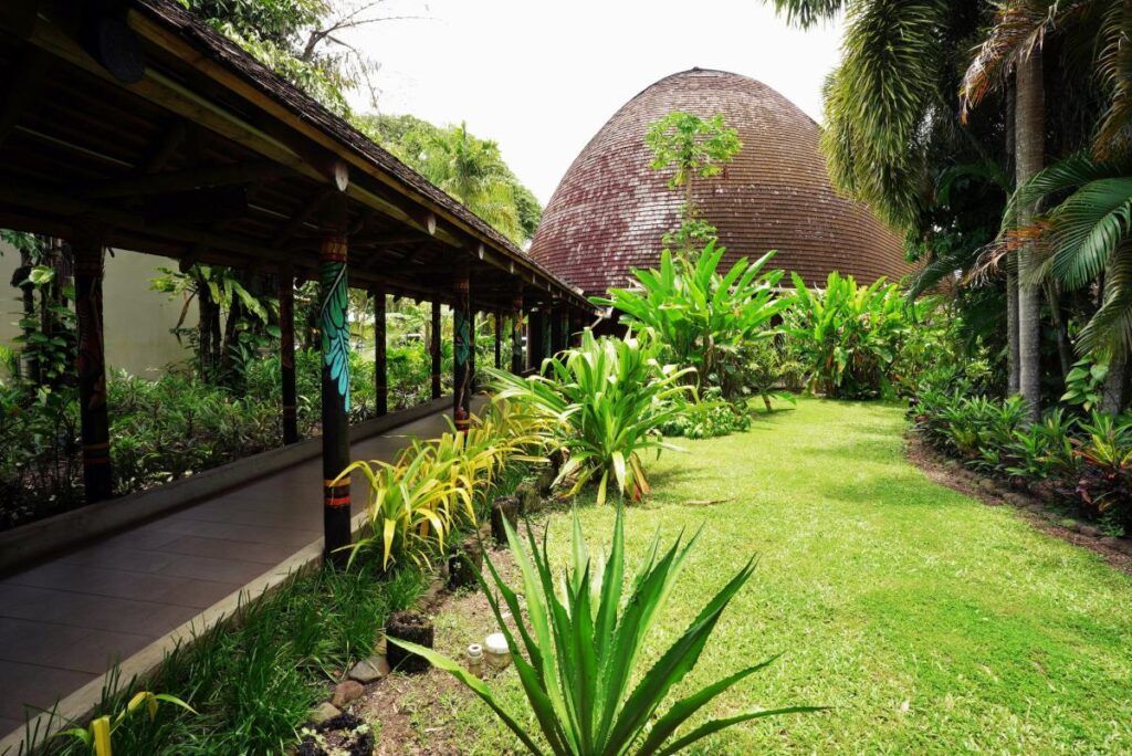20 Best Family Resorts & Accommodations in Upolu [2025]