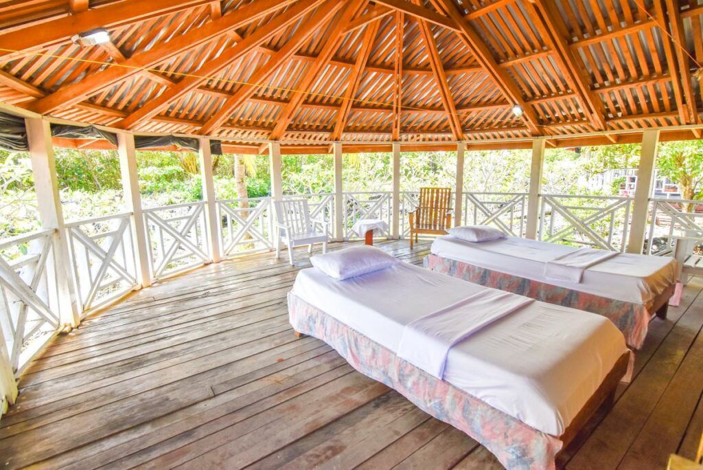 25 BEST Family Resorts & Accommodations in Samoa ???? [2023]