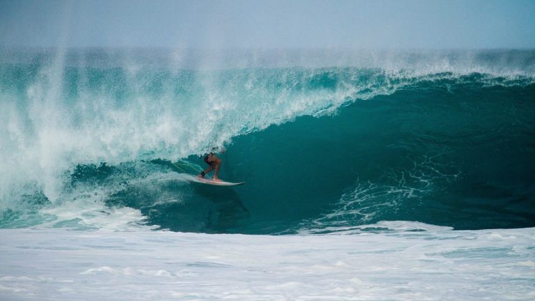 10 Best Places to Surf in Samoa 🌊