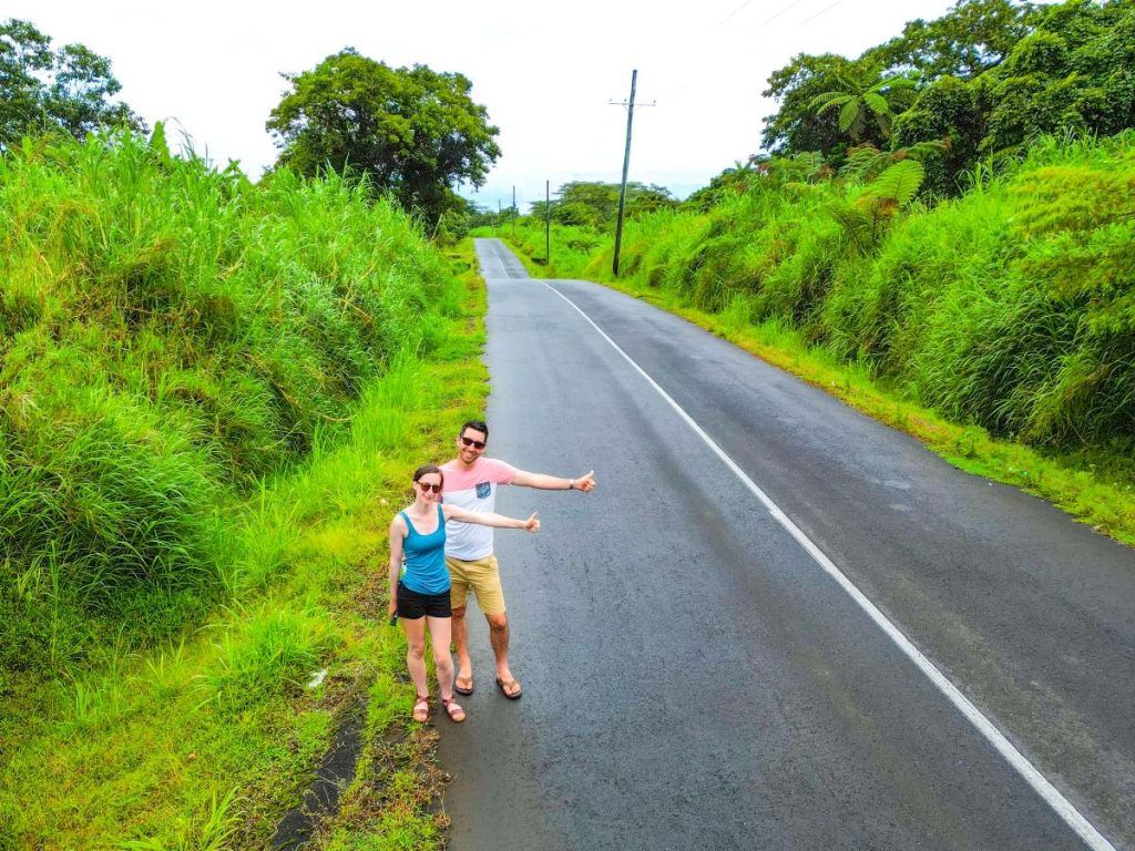 A Travellers' Guide to Hitchhiking in Samoa 👍