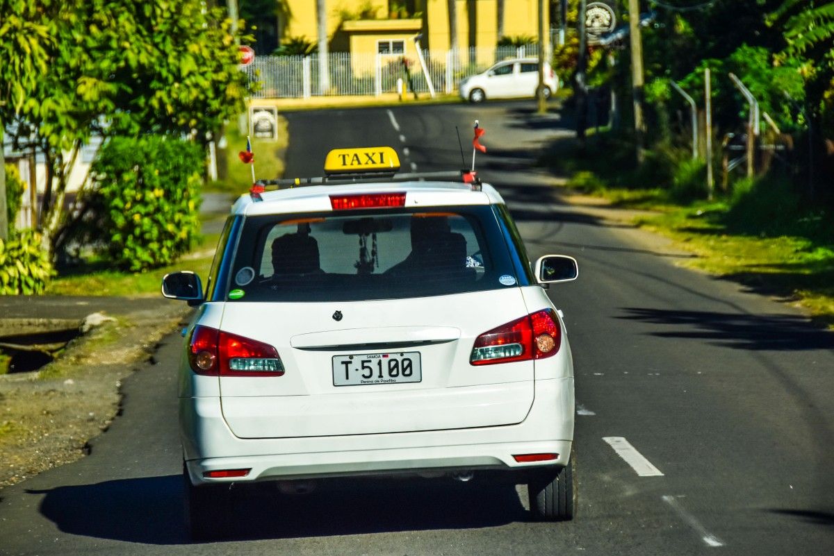 Which is Better, Renting a Car or Using a Taxi in Samoa? Samoa Pocket