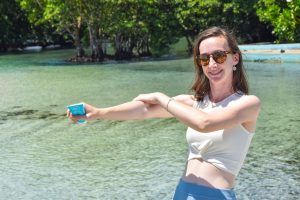 20 Essentials You NEED to Pack for Samoa ????